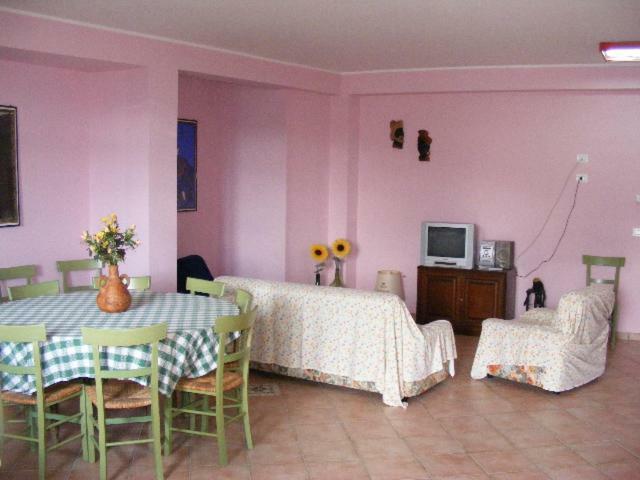 B&B L'Arcobaleno Palombaro Buitenkant foto